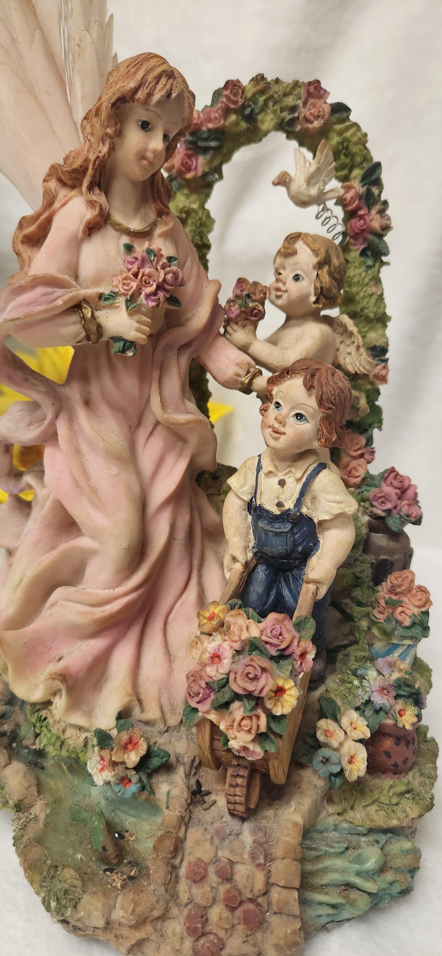 Classic Treasures Musical Illuminated Fiber Optic Angel Sculpture