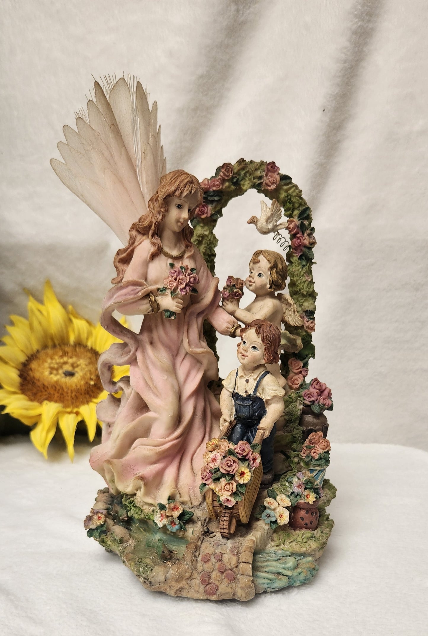 Classic Treasures Musical Illuminated Fiber Optic Angel Sculpture