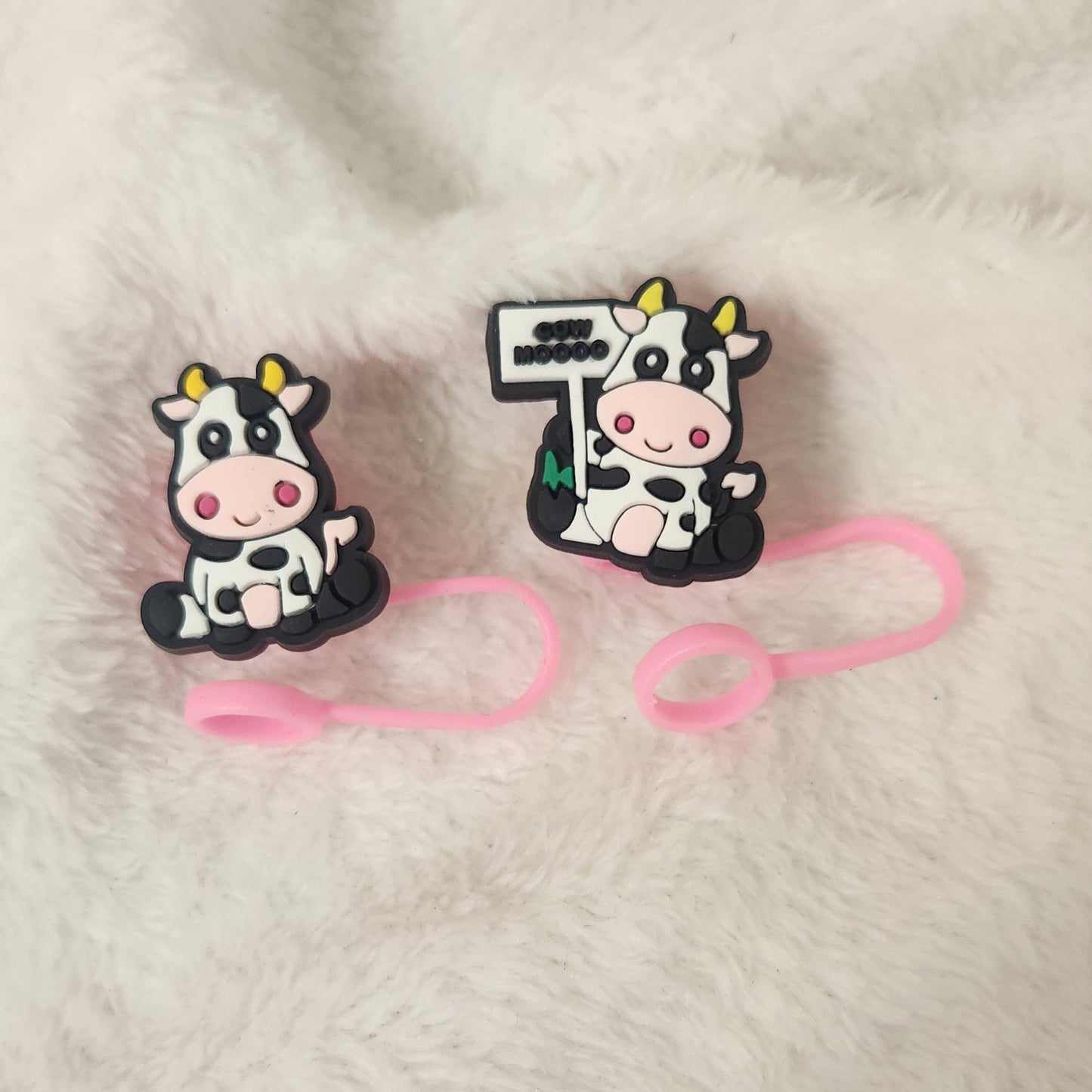 Adorable Cow-Themed Straw Toppers for Fun Drinks