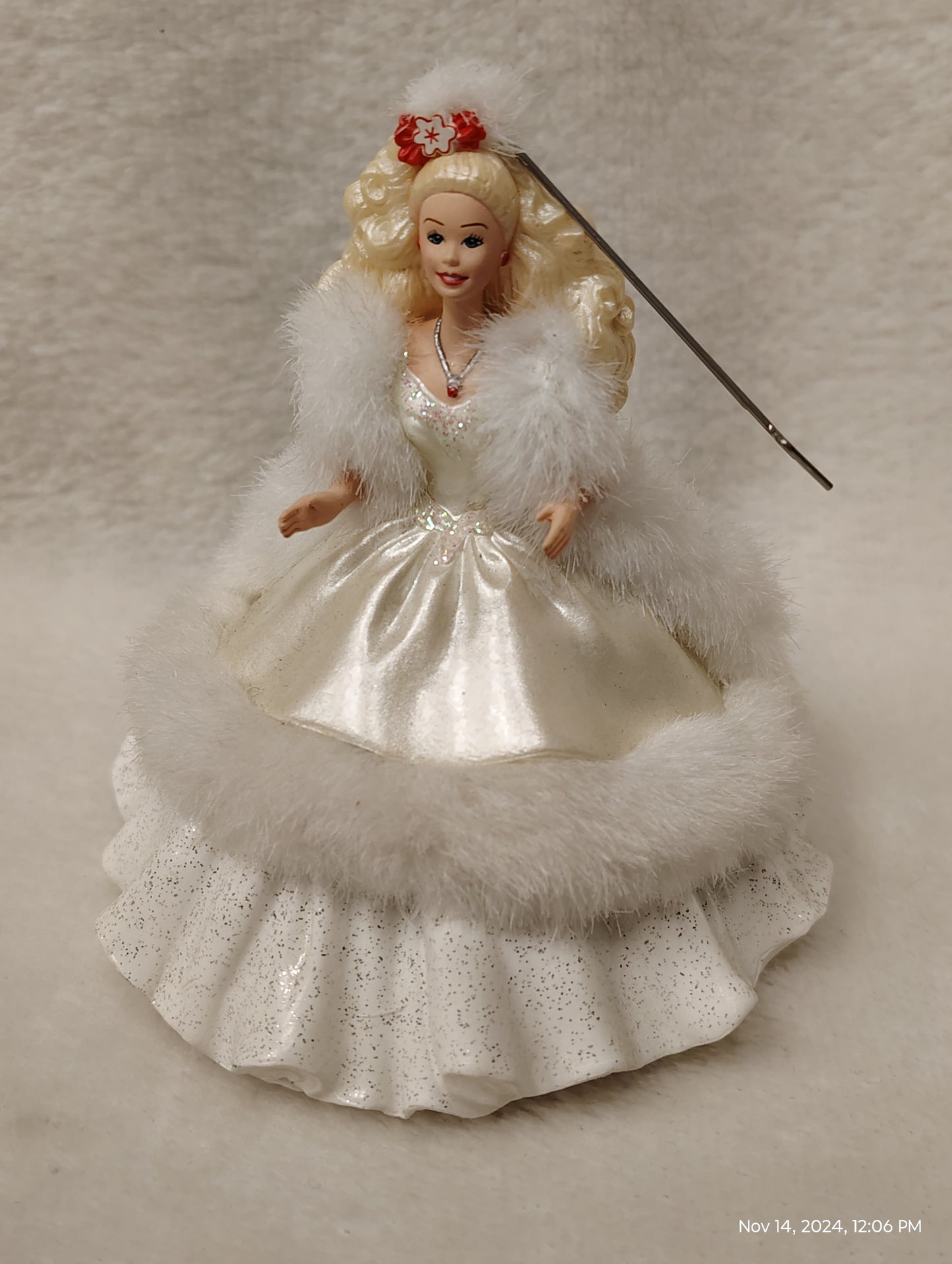 1997 Holiday Club Barbie Ornaments - Hallmark Collection