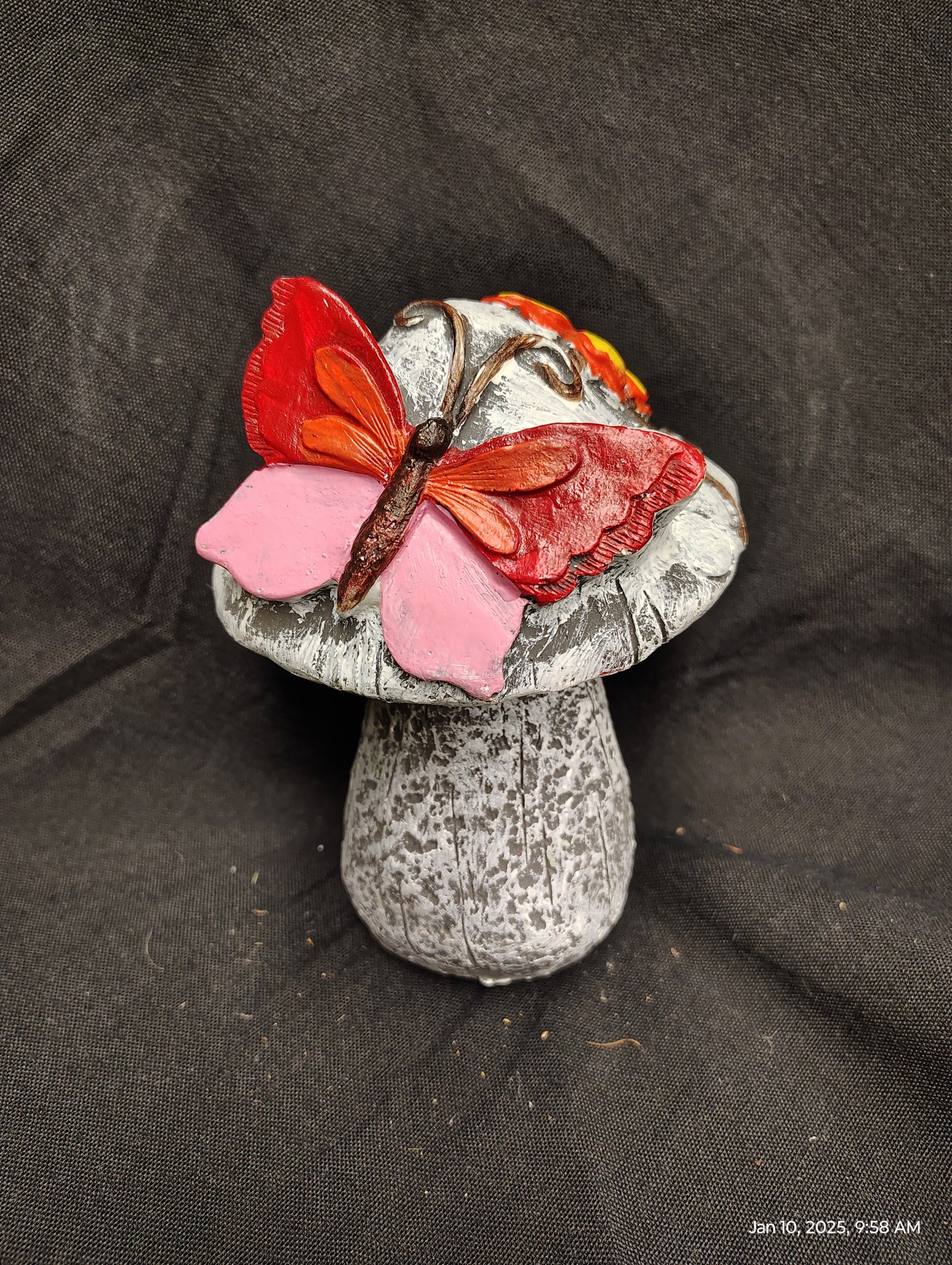 7″ Mushroom Garden Statue with Butterfly & Yellow Flower
