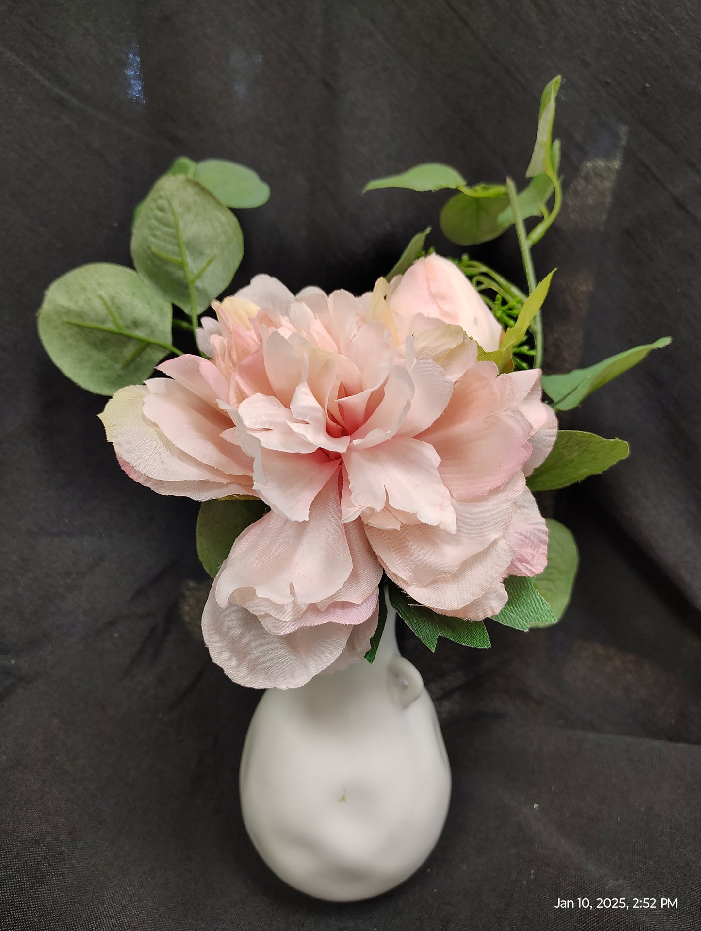 Elegant Ceramic Vases Featuring Lovely Pink Floral Designs