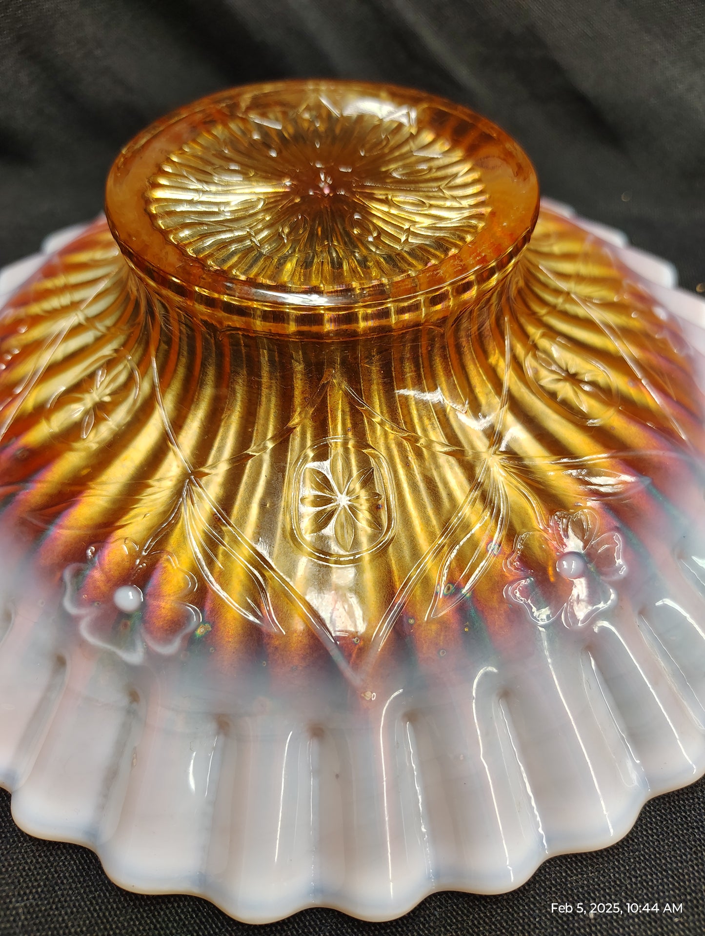 Fenton Marigold Ruffled Dish