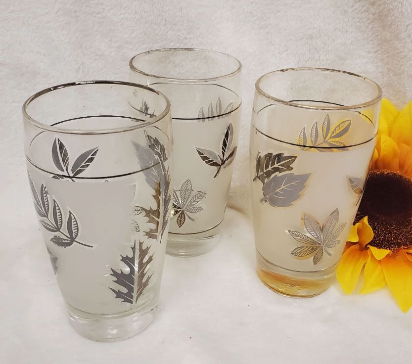 Retro 70's Cups Set - Groovy Vintage Drinkware