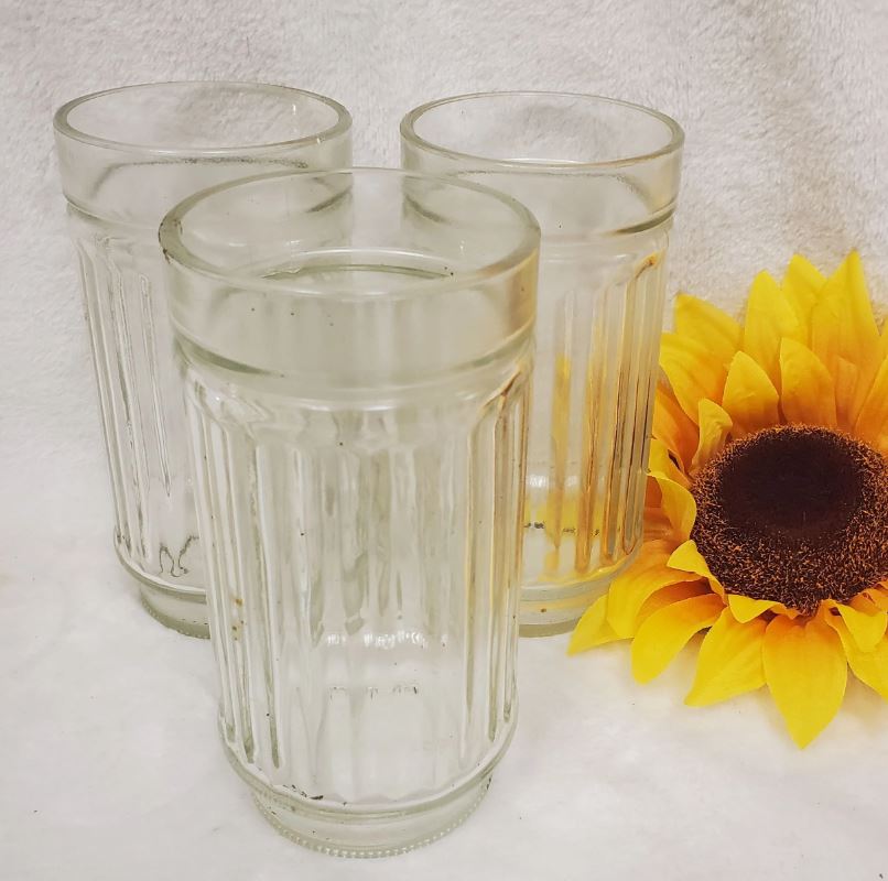 Retro 70's Cups Set - Groovy Vintage Drinkware