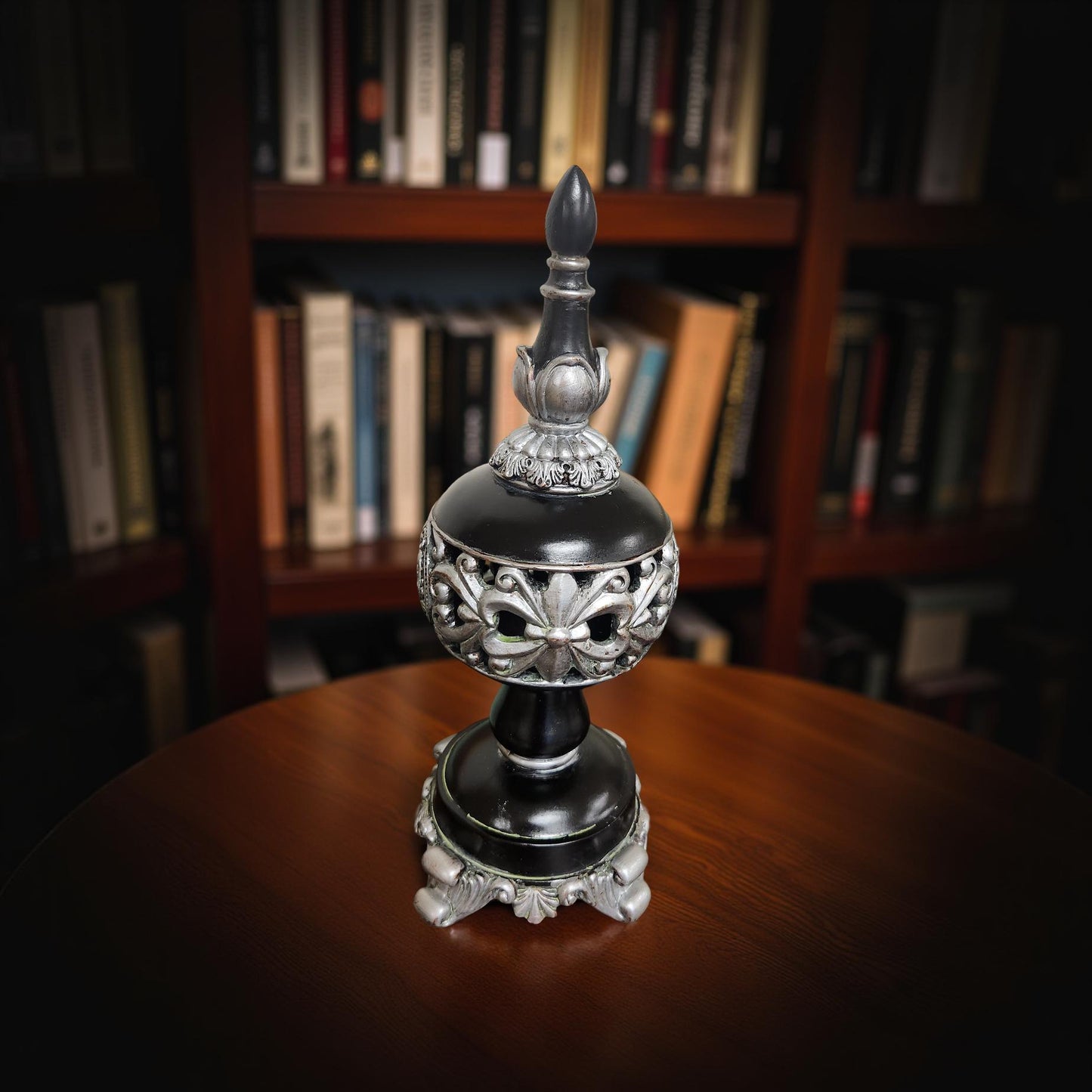 Black and Silver Wood Finial