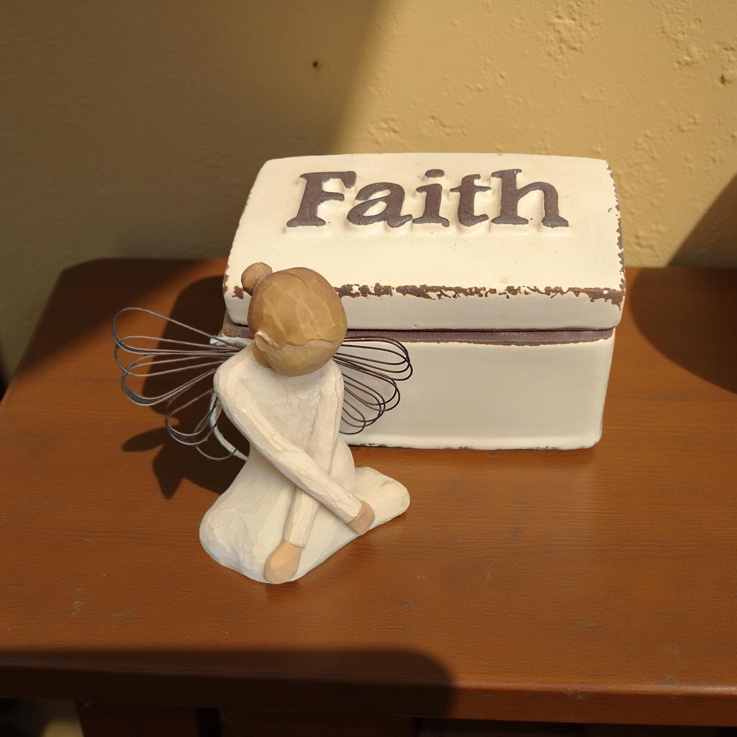 Willow Tree Angel and Faith Box