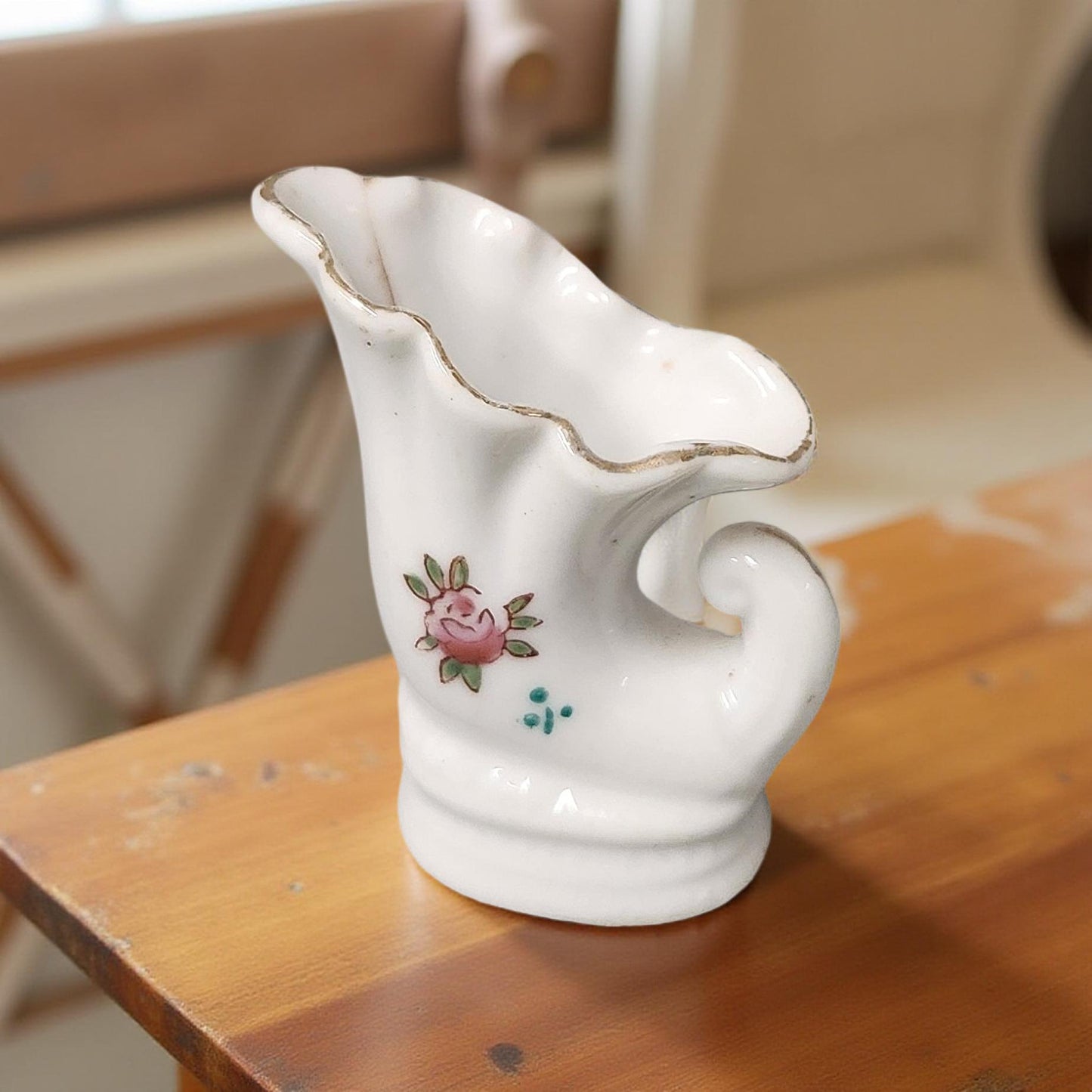Vintage Thames Porcelain Decor - Victorian Style