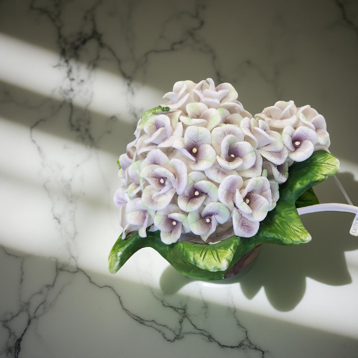 🌸 Hydrangea Night Light – Soft Glow Floral Accent