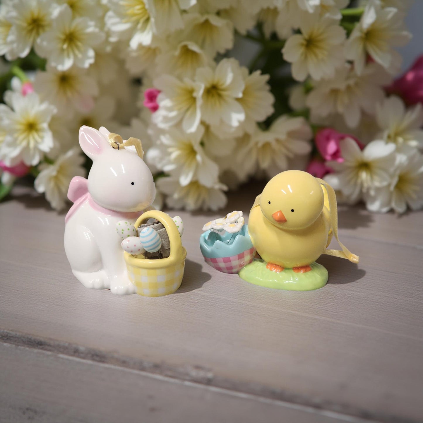 Retro Easter Decor - Hallmark Series Ornaments
