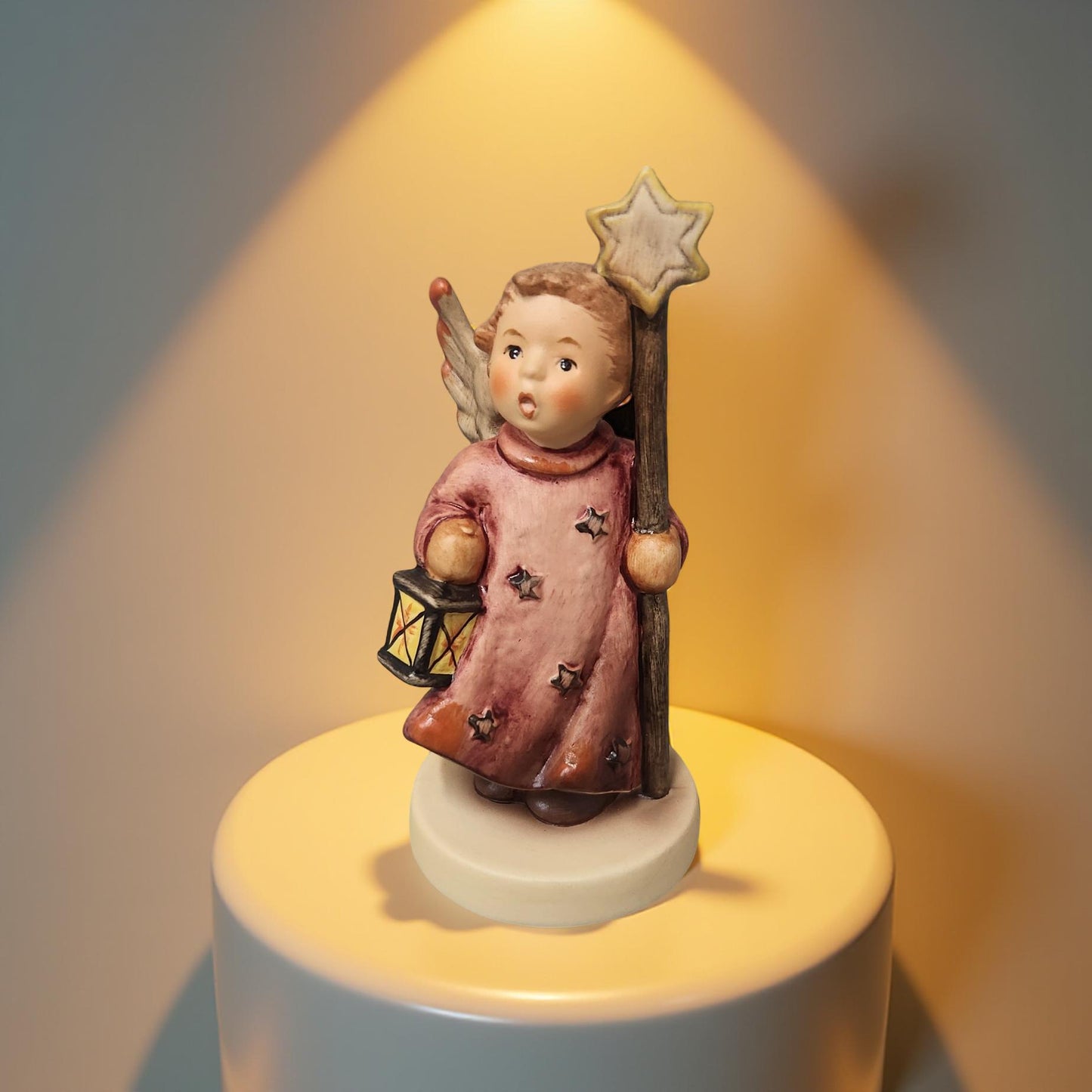 Hummel “Christmas Song” Figurine – Model 343