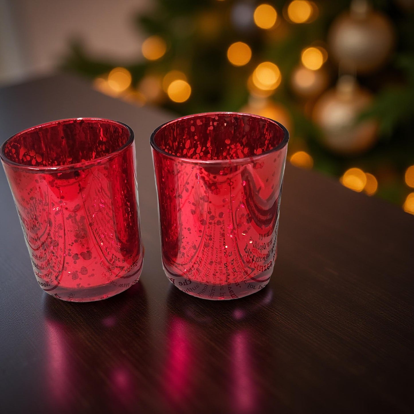 🕯️ Red Candle Holder Set – Elegant & Festive Accent