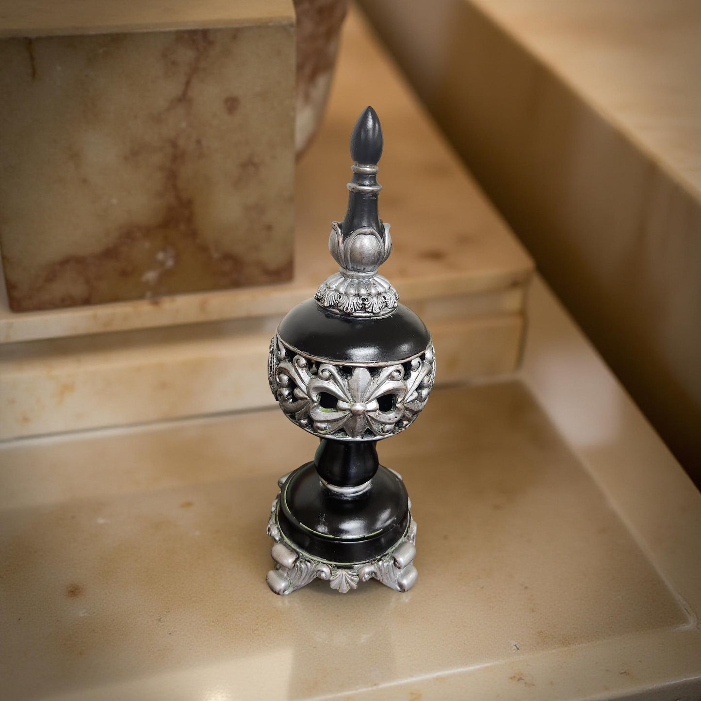 Black and Silver Wood Finial