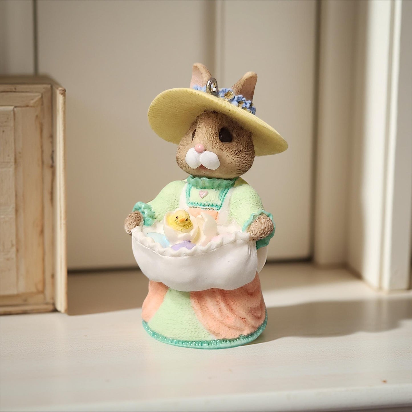 Retro Easter Decor - Hallmark Series Ornaments