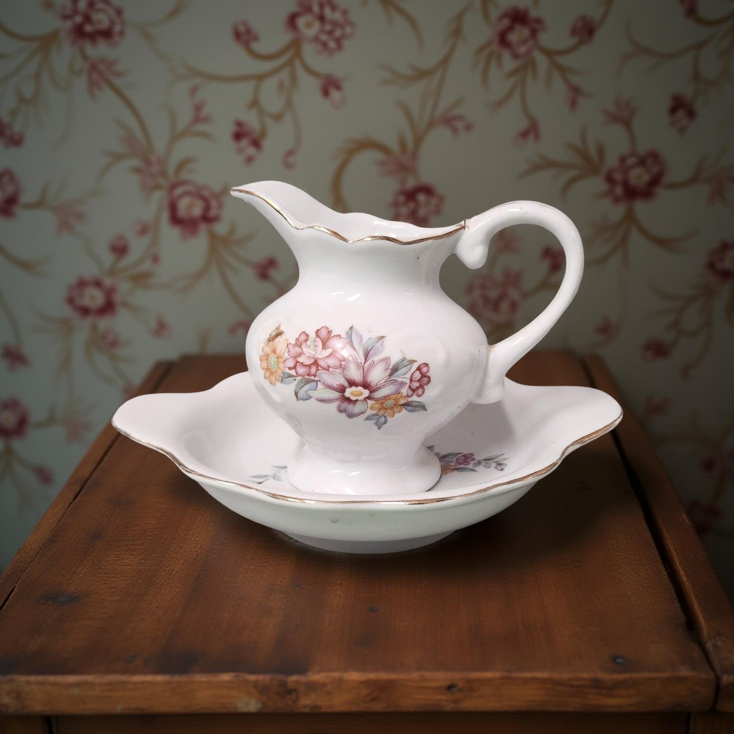 Vintage Gravy Dish and Plate