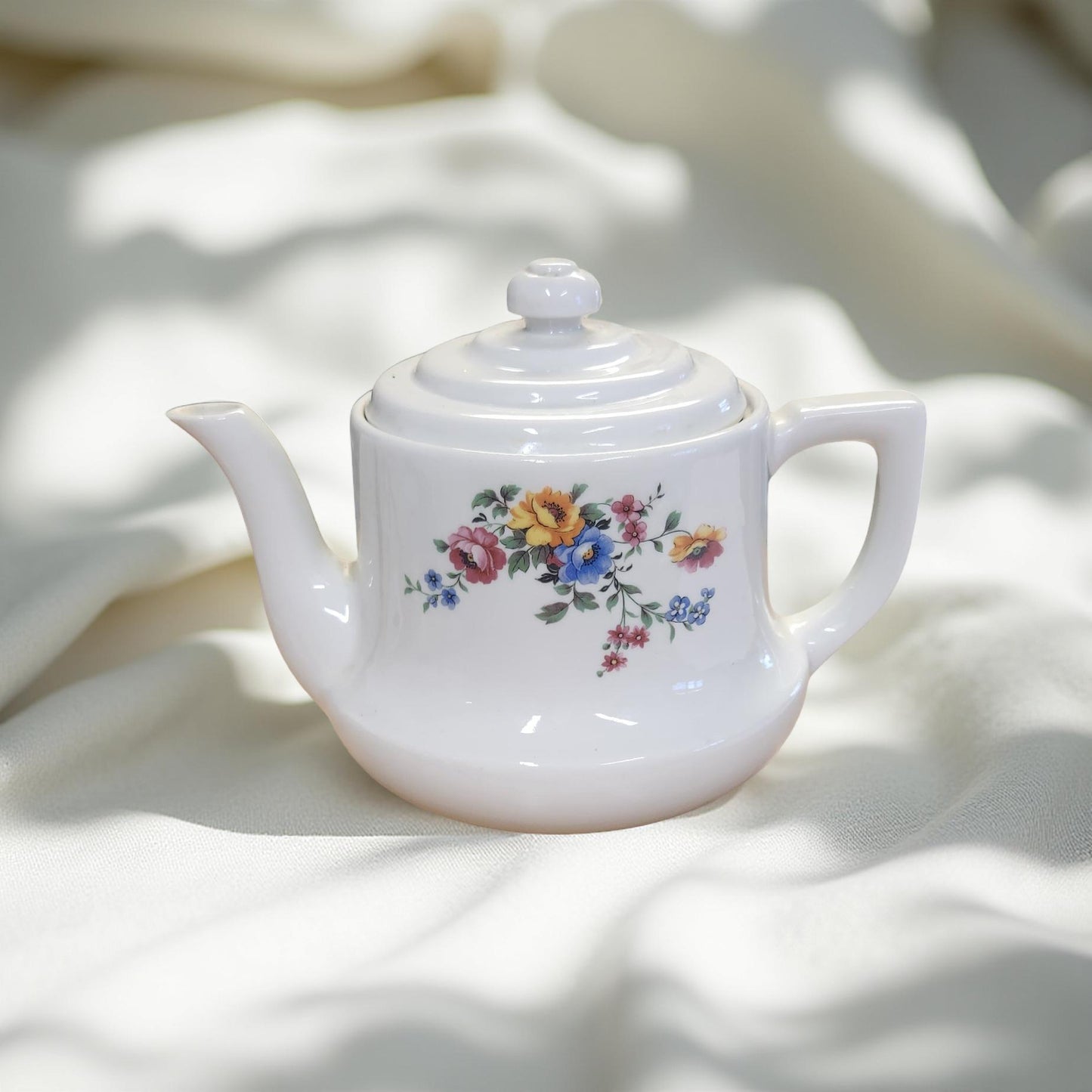 1930 Vintage Drip-O-lator Coffee Pot Teapot - Retro Kitchen Decor