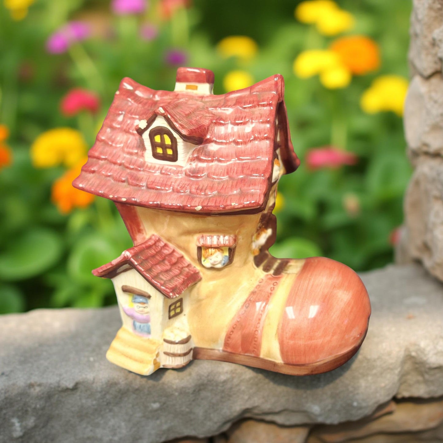 Vintage Old Woman Who lived in a Shoe Cookie Jar