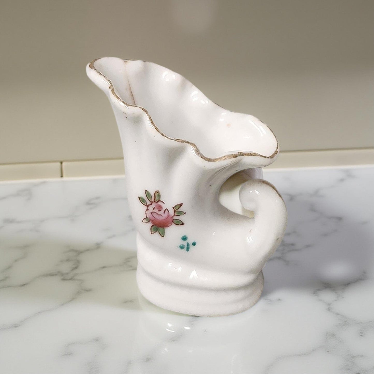 Vintage Thames Porcelain Decor - Victorian Style