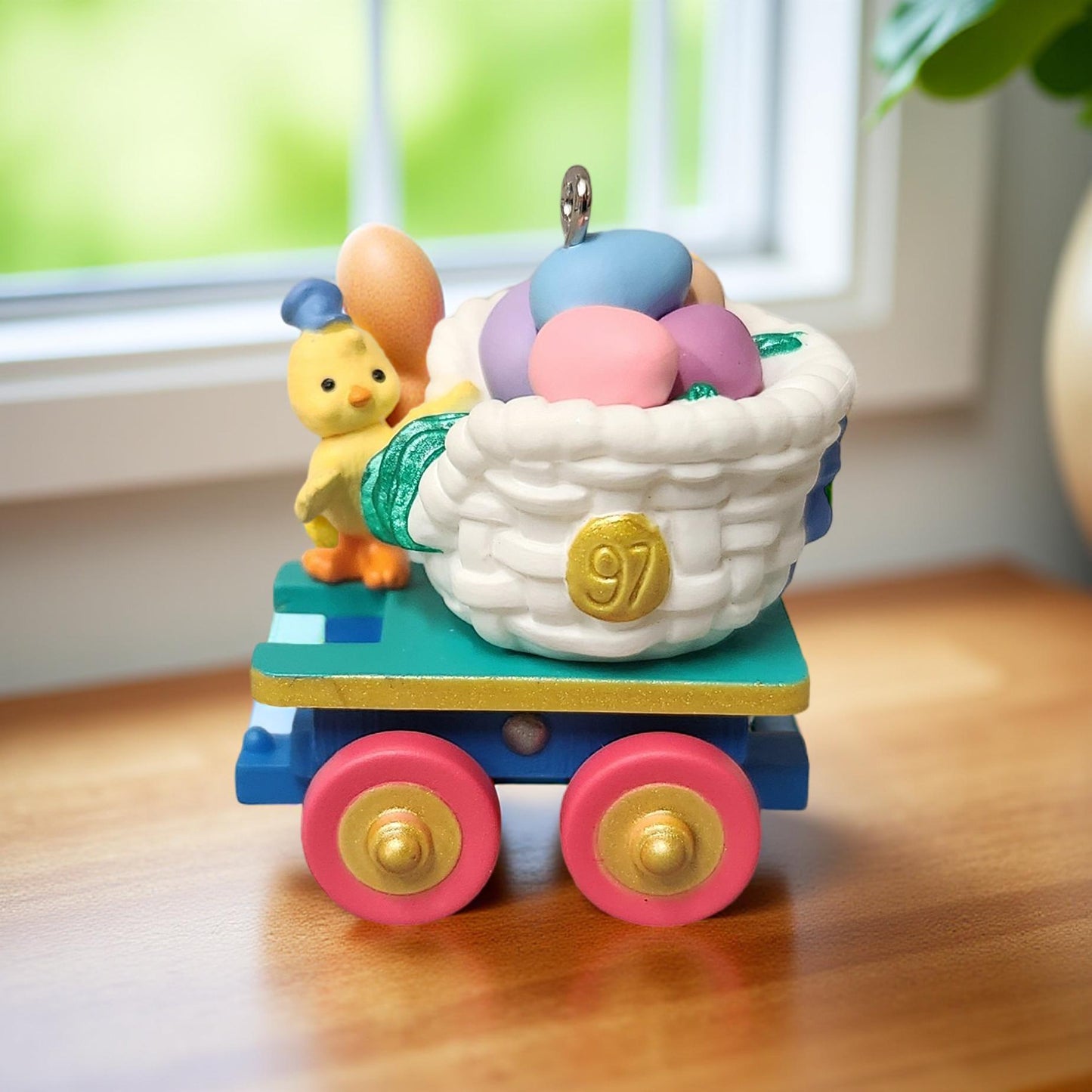 Retro Easter Decor - Hallmark Series Ornaments
