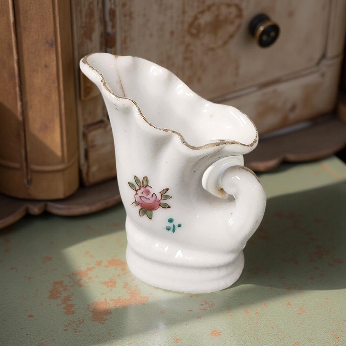 Vintage Thames Porcelain Decor - Victorian Style