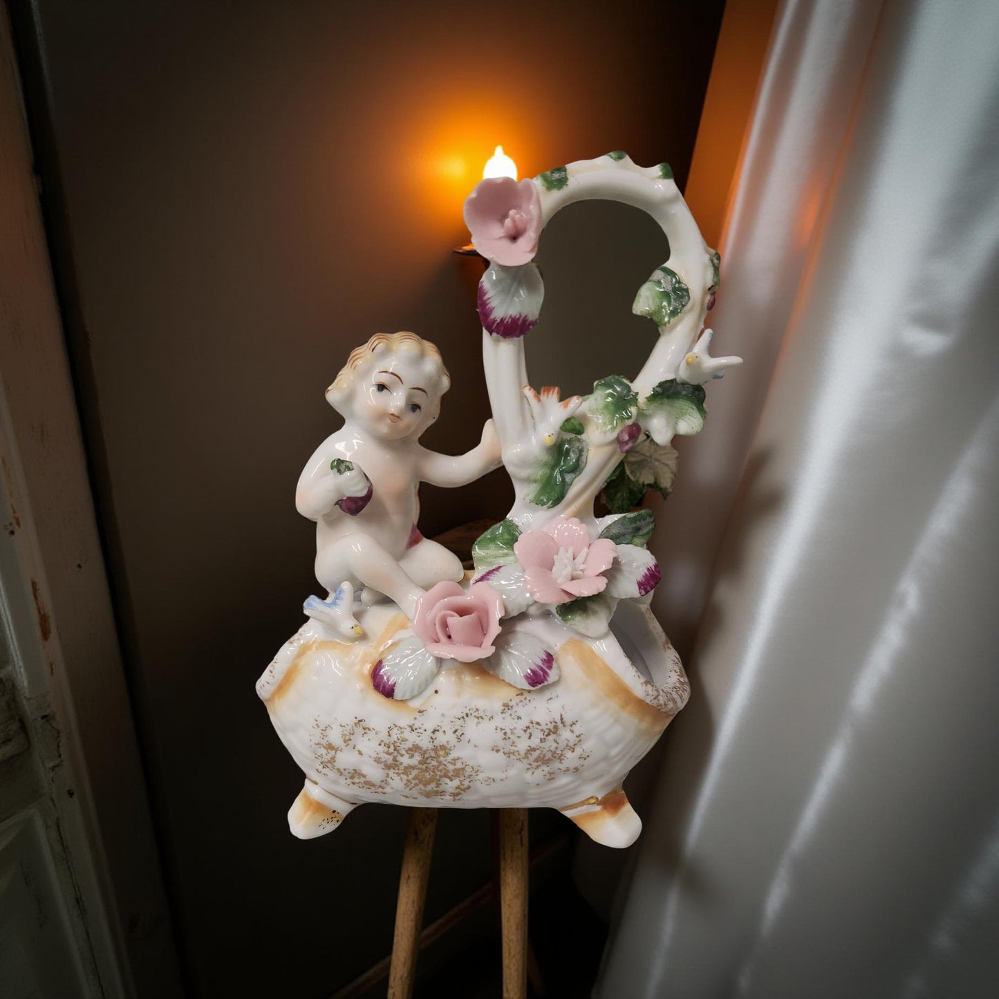 Ucagco Decorative Vases & Figurines - Victorian Collection