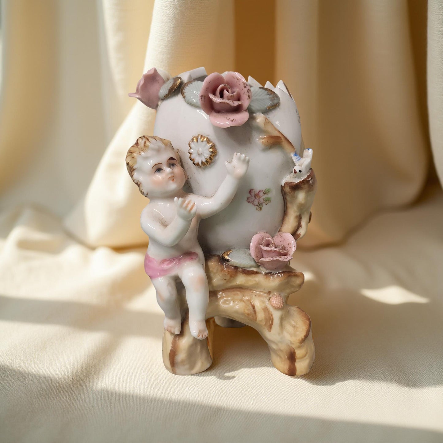 Ucagco Decorative Vases & Figurines - Victorian Collection