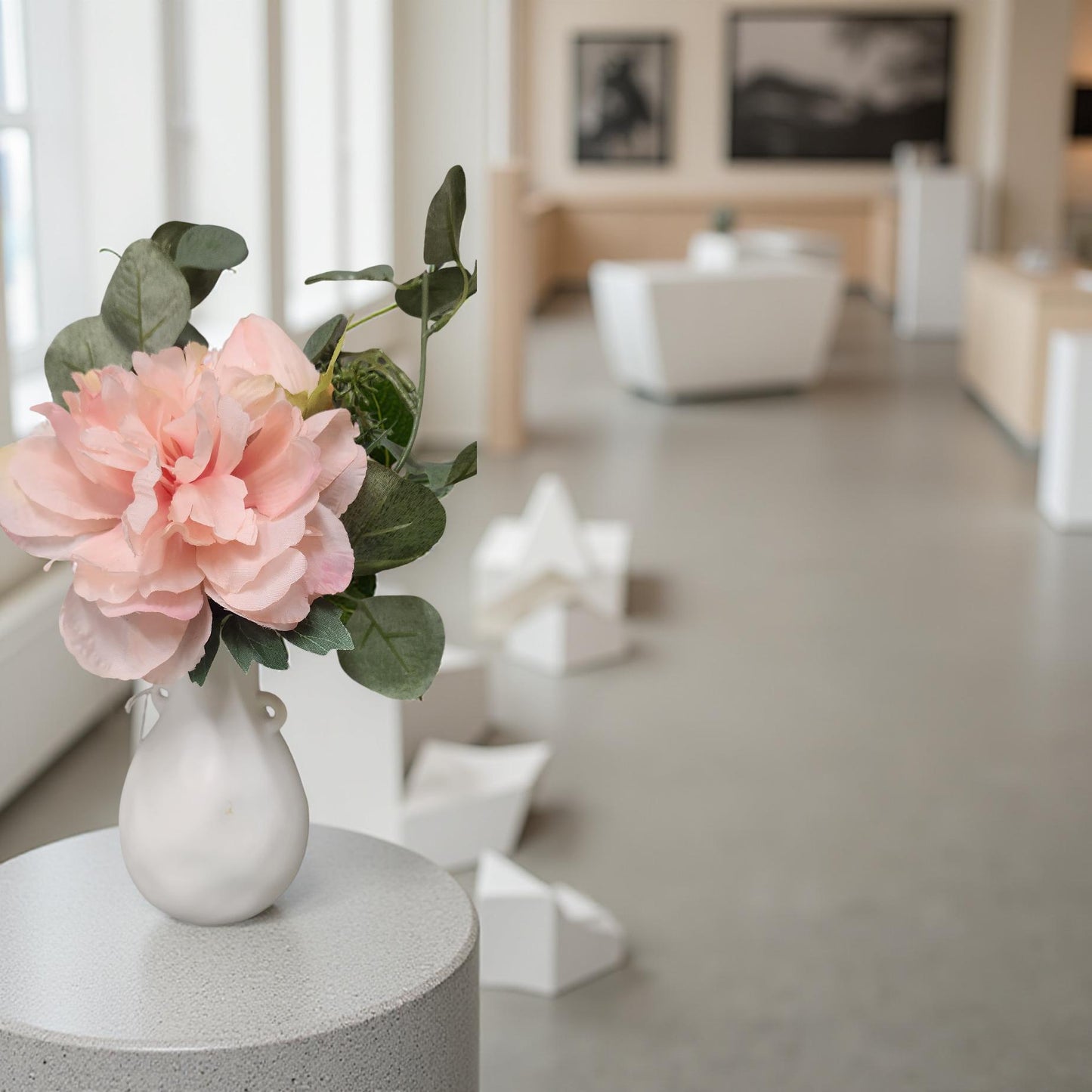 Elegant Ceramic Vases Featuring Lovely Pink Floral Designs