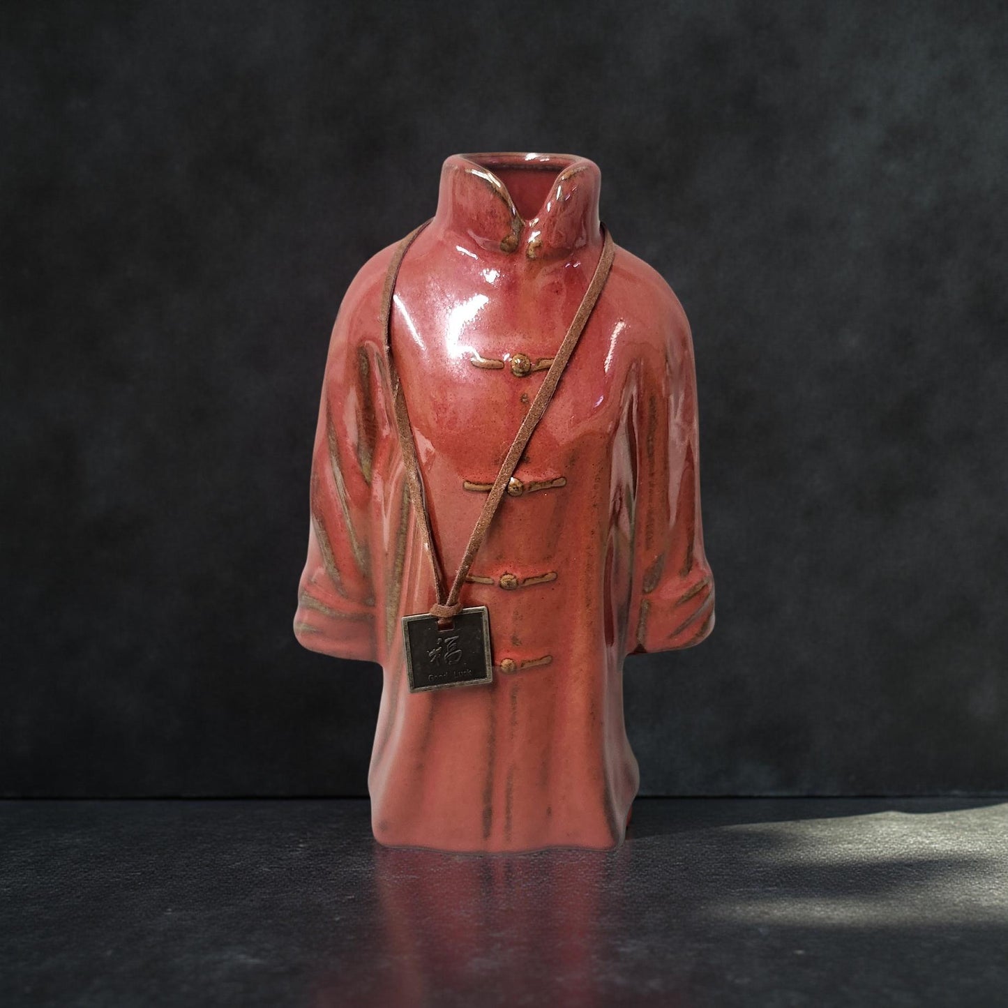 Traditional Kimono Oriental Coat Vase – Red Coat