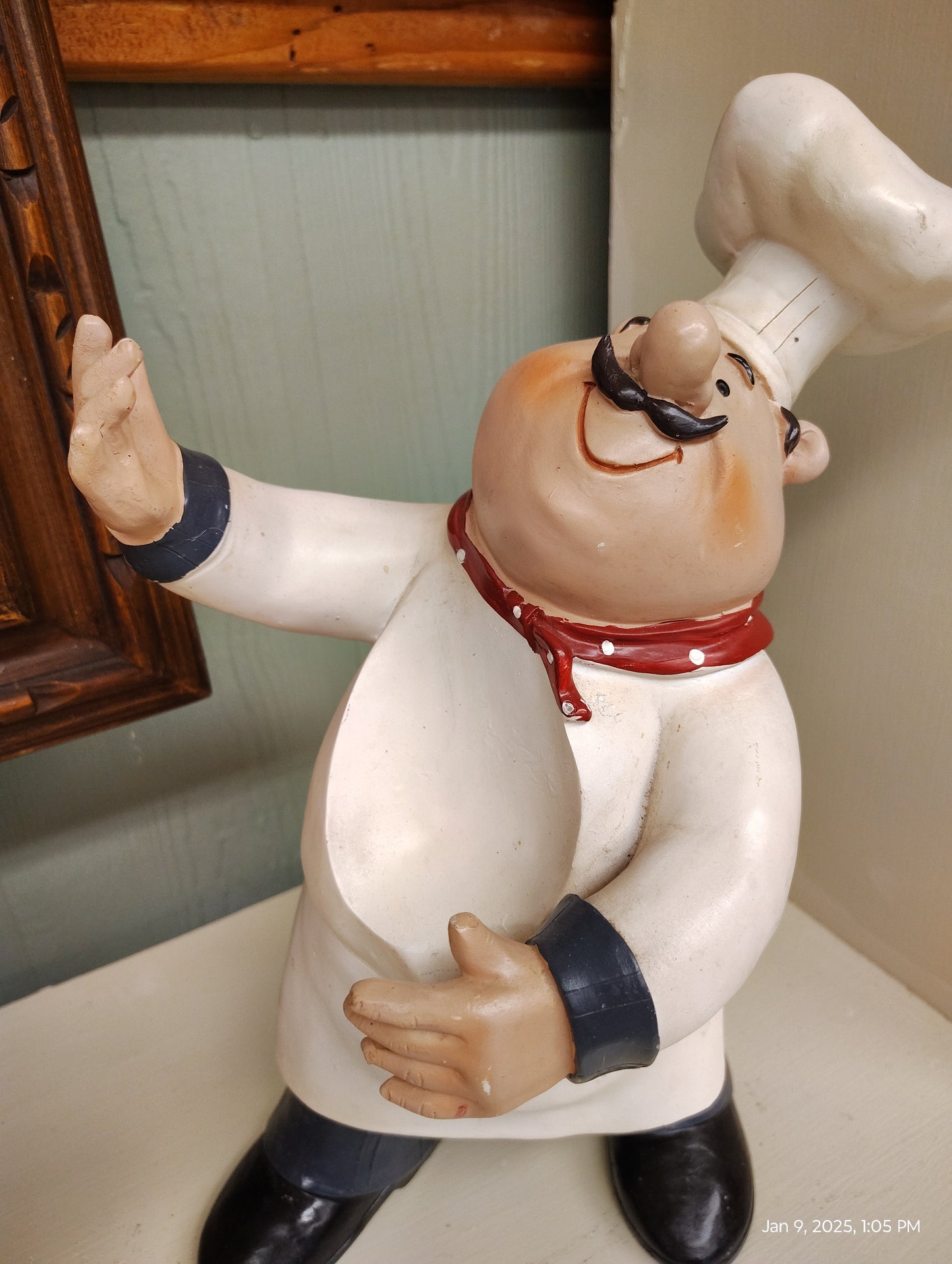 Chef Wine Bottle Holder