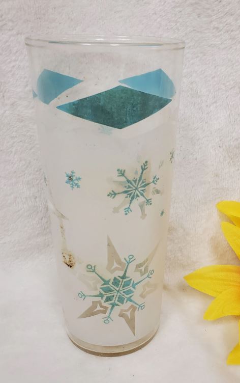 Unique Vintage Atomic Snowflake Drinking Glasses - Gift Idea
