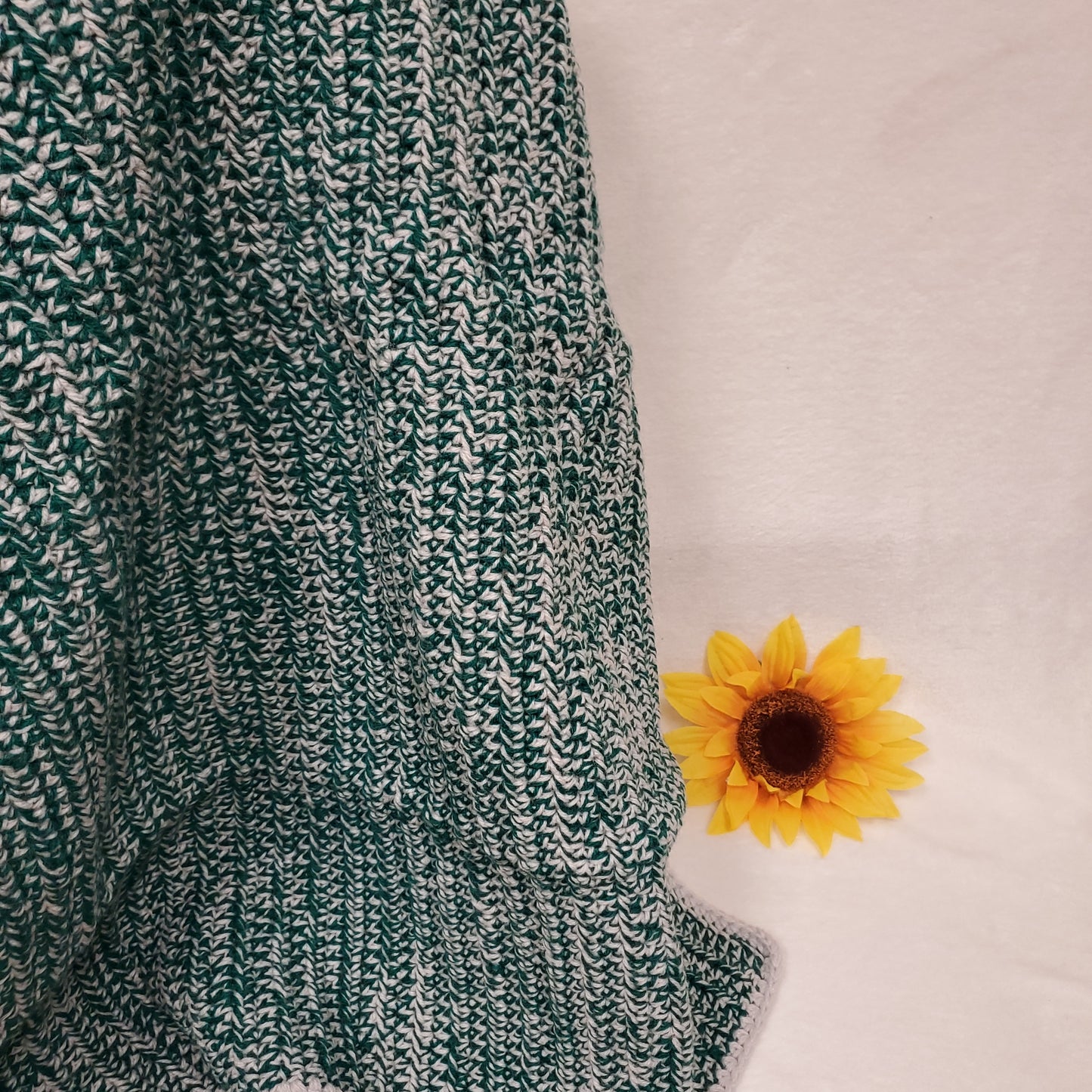 Handmade Crochet Baby Blanket - Soft & Cozy Newborn Gift