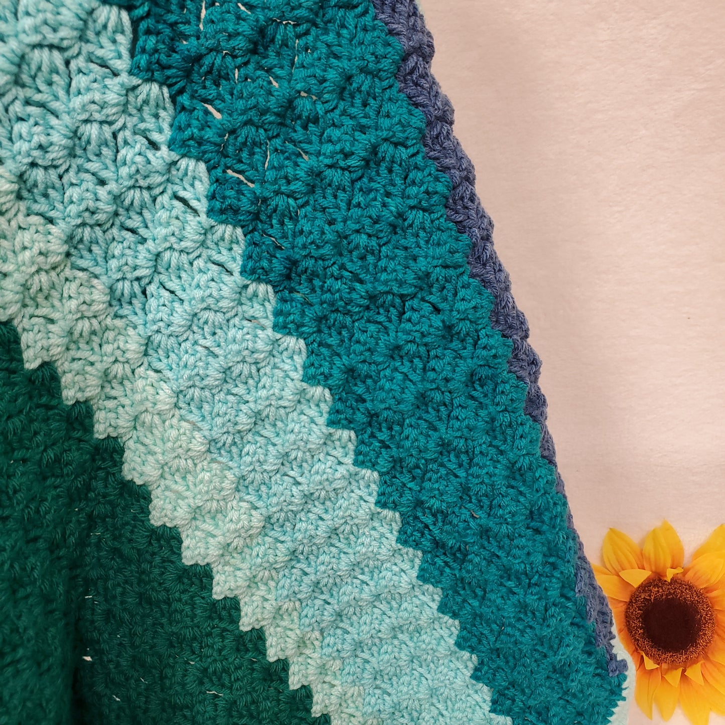 Handmade Crochet Baby Blanket - Soft & Cozy Newborn Gift