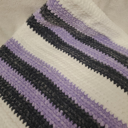 Charming Small Crochet Blankets – Perfect for Gifting! By FL