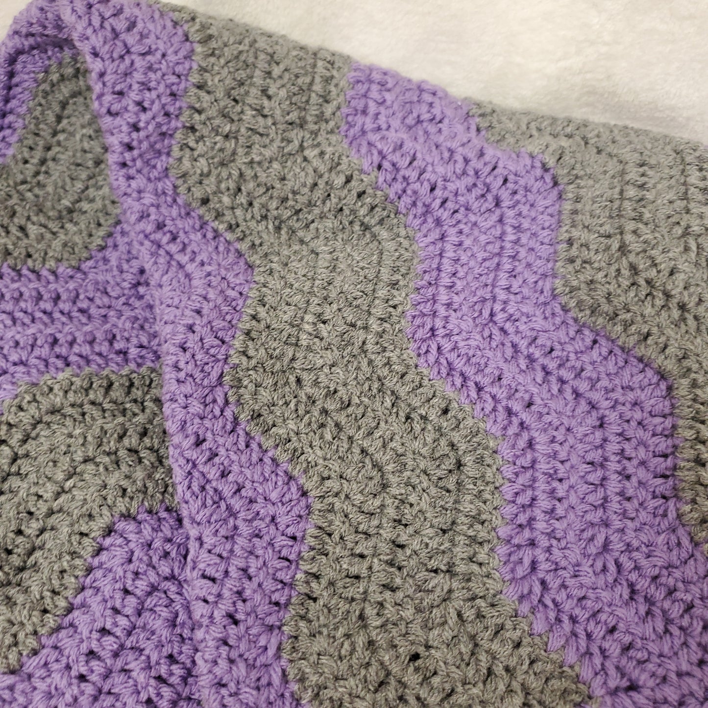 Charming Small Crochet Blankets – Perfect for Gifting! By FL