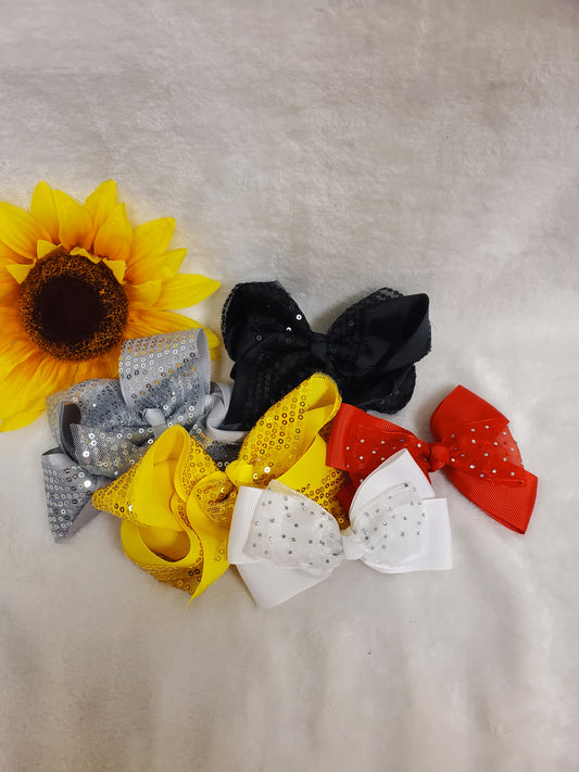 Fun & Playful Kids Hair Bow - Add Sparkle to Every Outfit