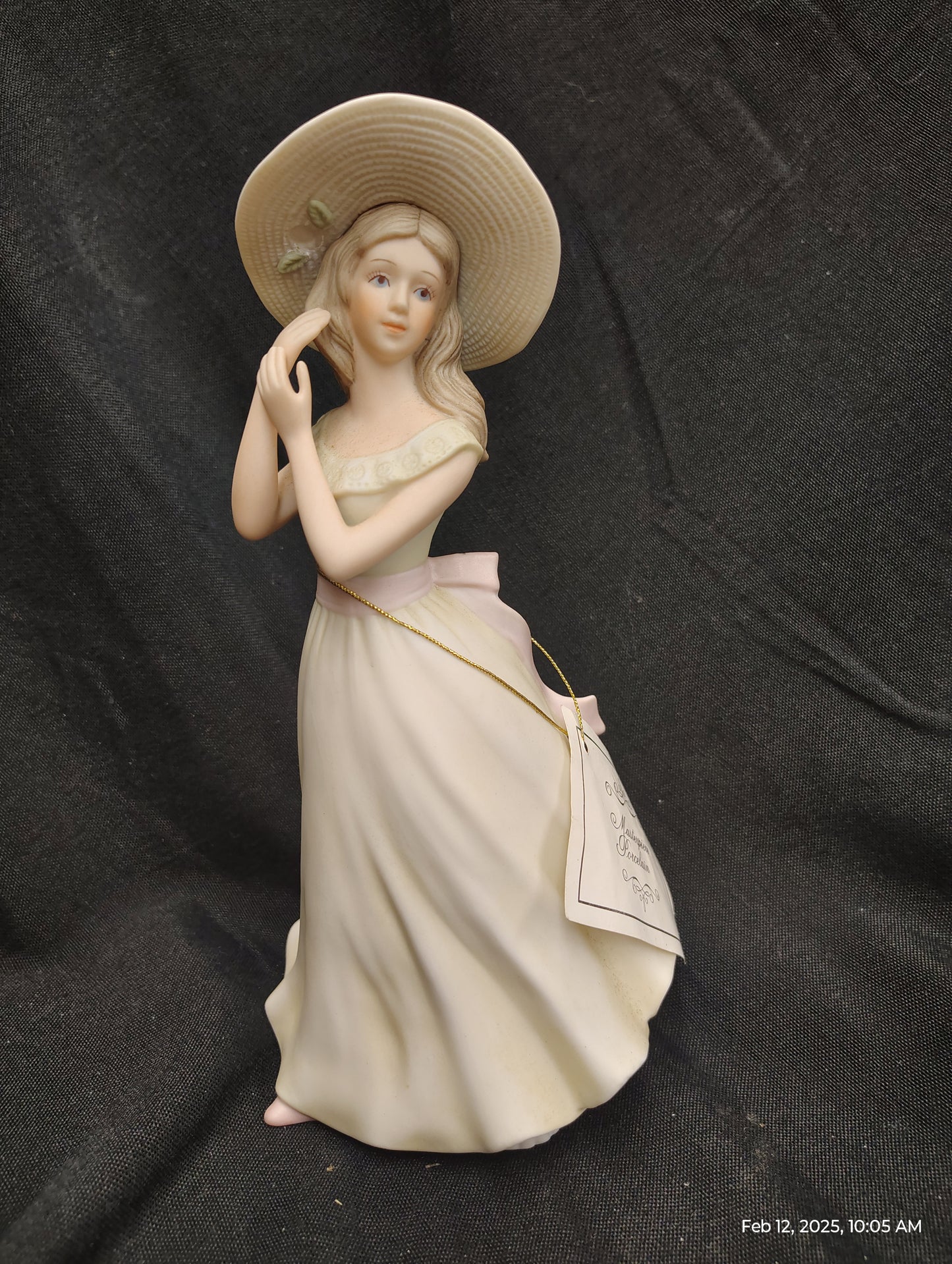 Porcelain Female Figurines