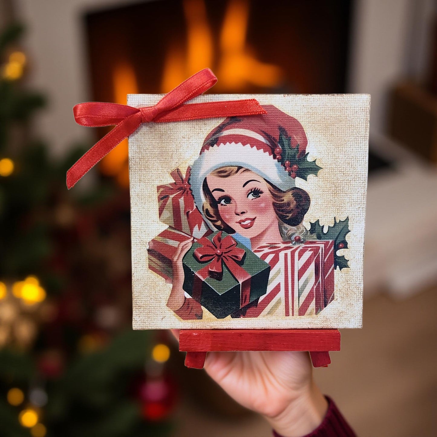 🎄 Christmas Canvas with Easel – Vintage Decoupage Style 🎄  
