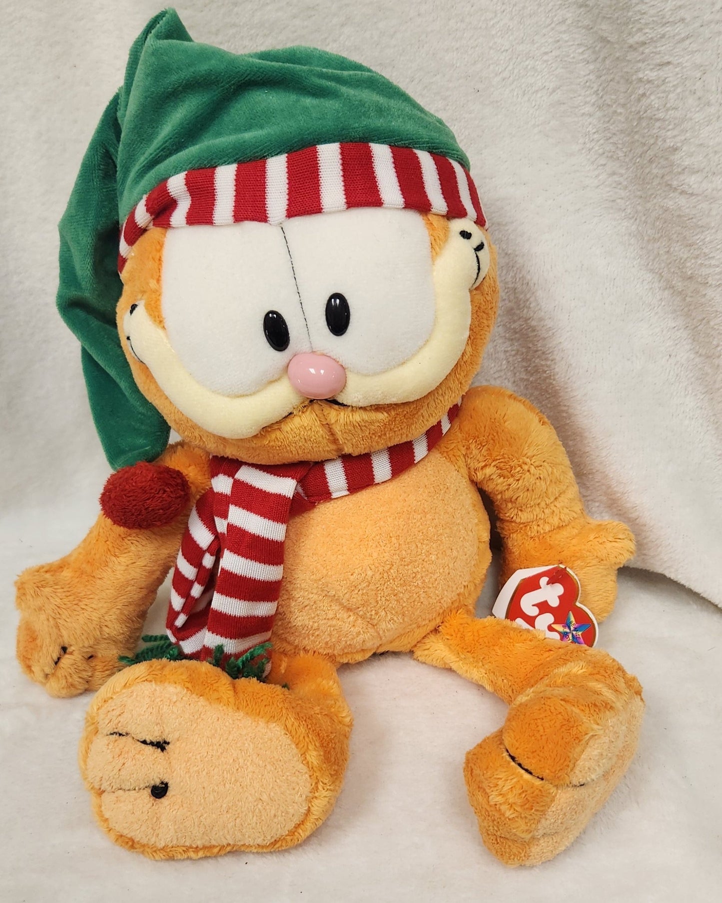 Vintage Collectible Plush Toys - Retro Stuffed Characters