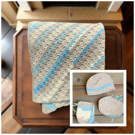 Cozy Hand-Crafted Crochet Quilt for Home Decor