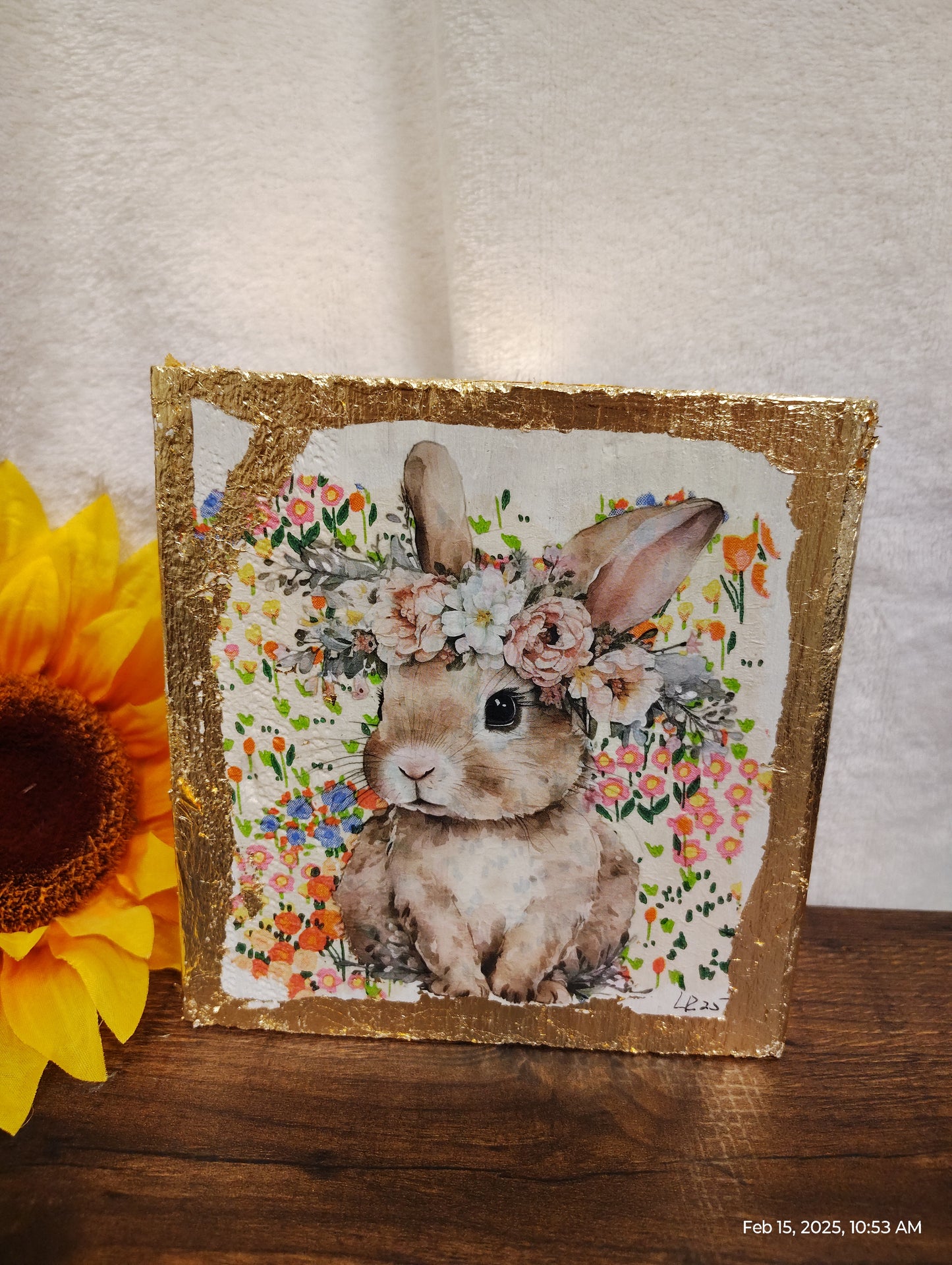 Bunny with flowers