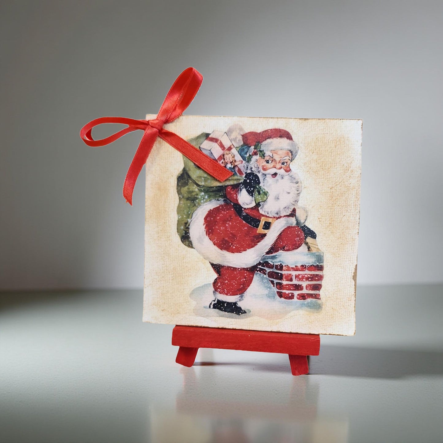 🎄 Christmas Canvas with Easel – Vintage Decoupage Style 🎄  