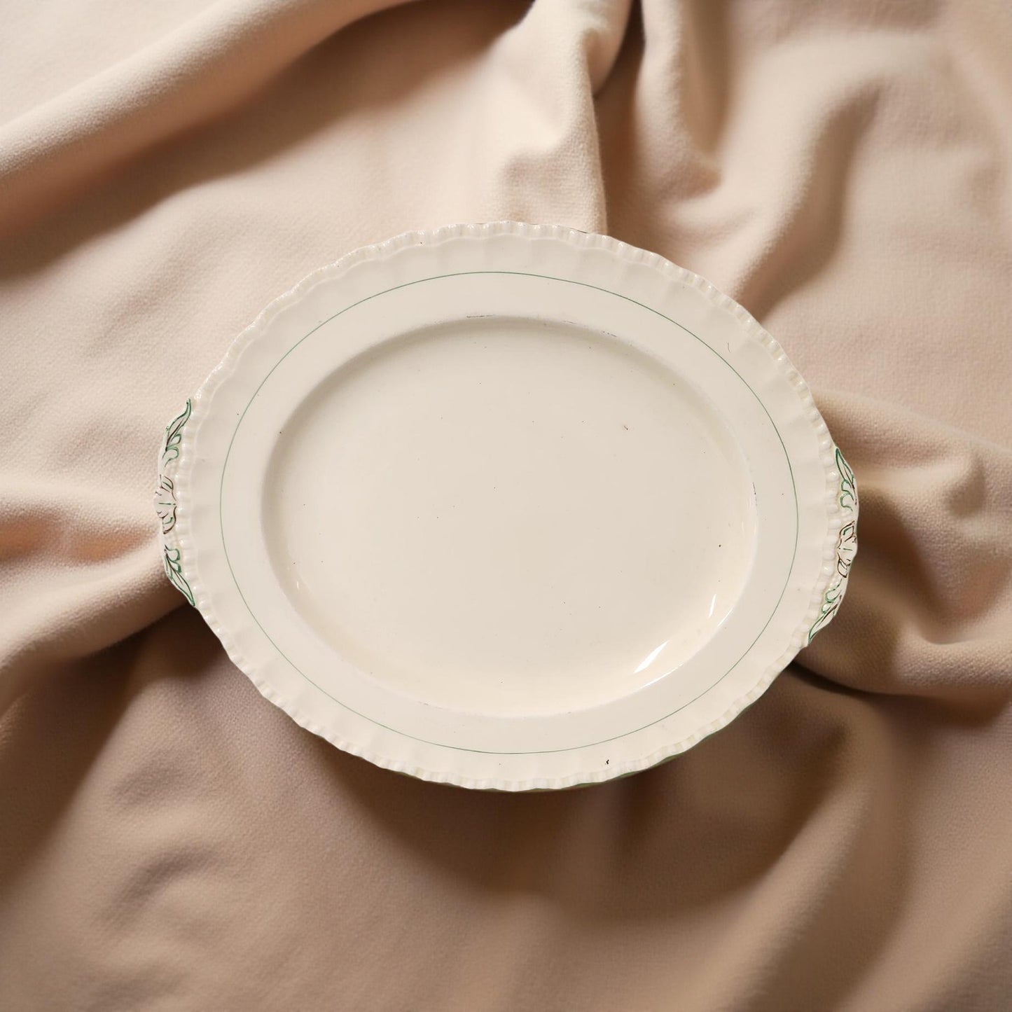 Grindley Platter - Creampetal Pattern