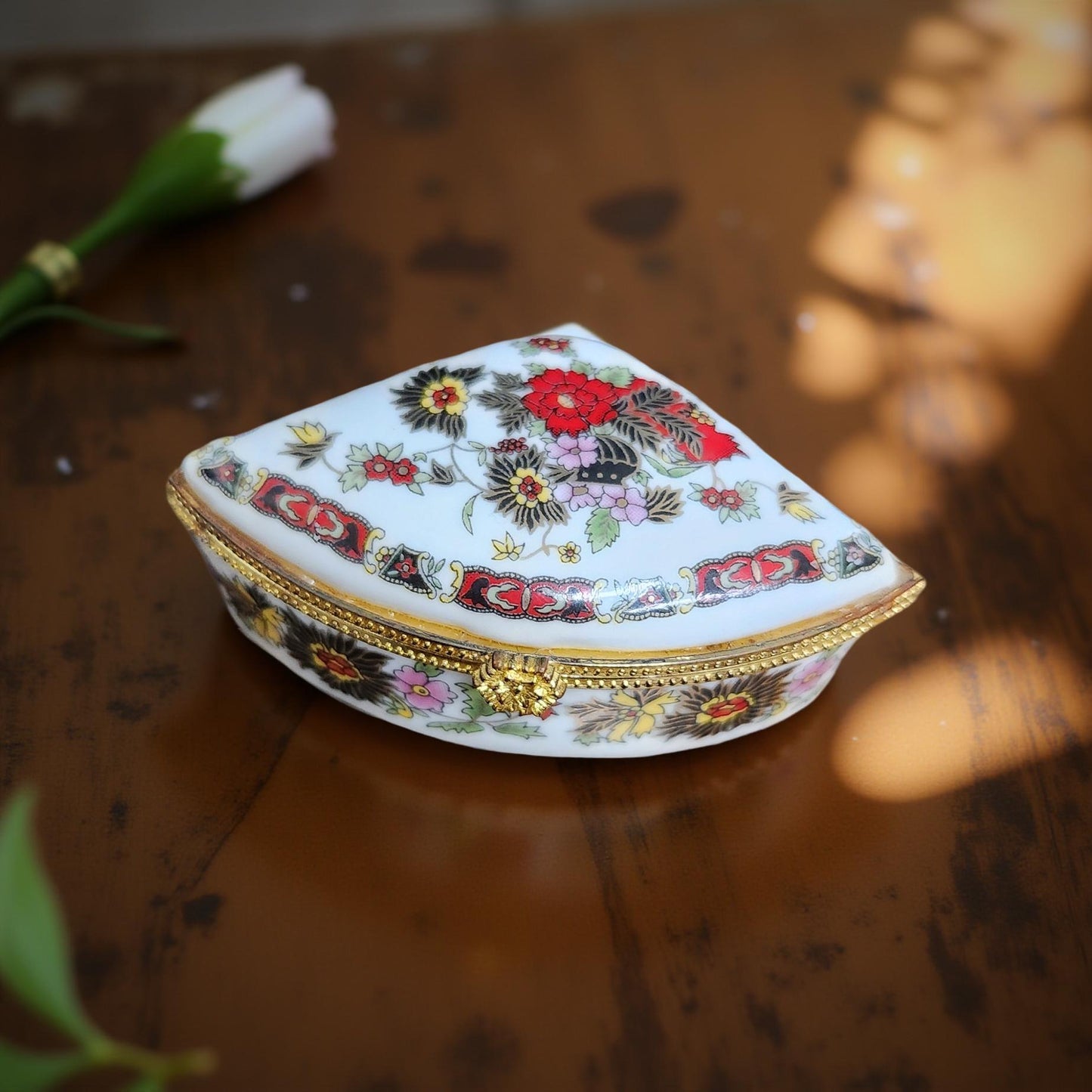 Vintage Multicolor Limoges Style Hand‑Painted Oriental Trinket Box