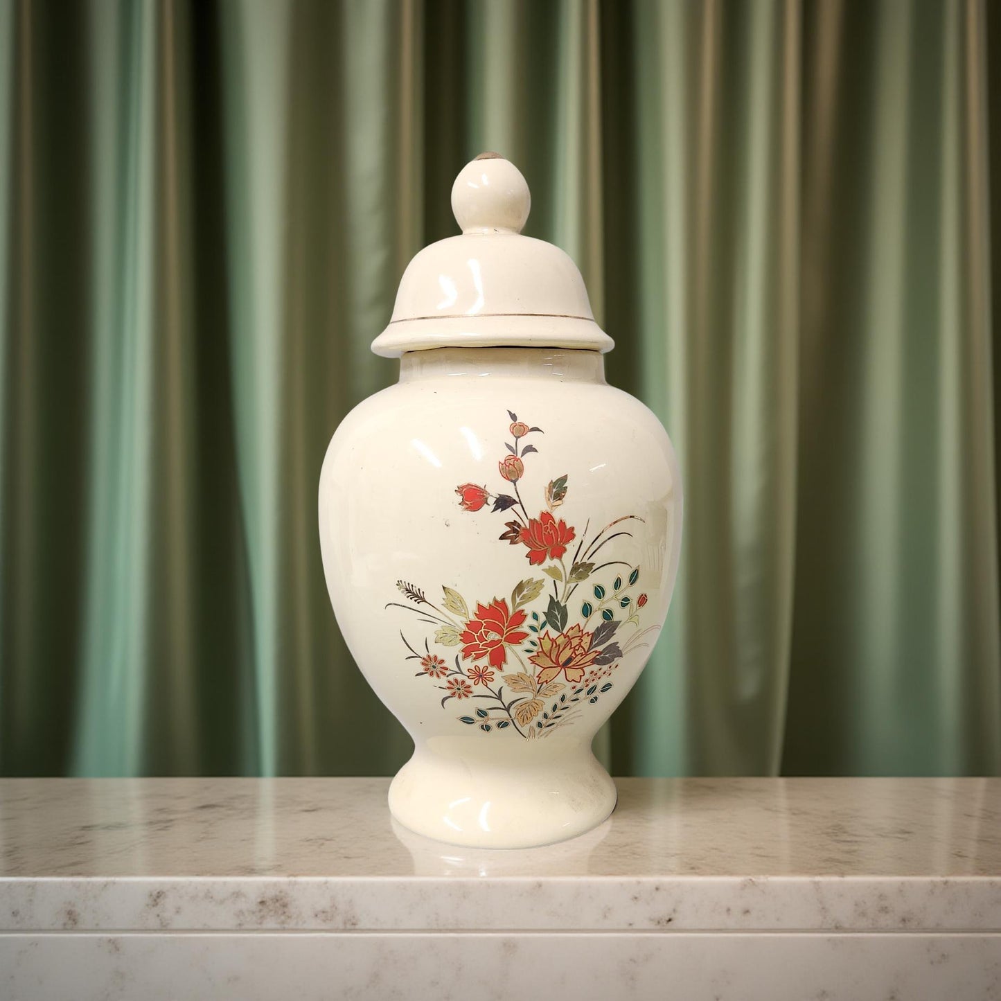 Vintage Asian-Inspired Ginger Jar – Gold Trim & Floral Elegance