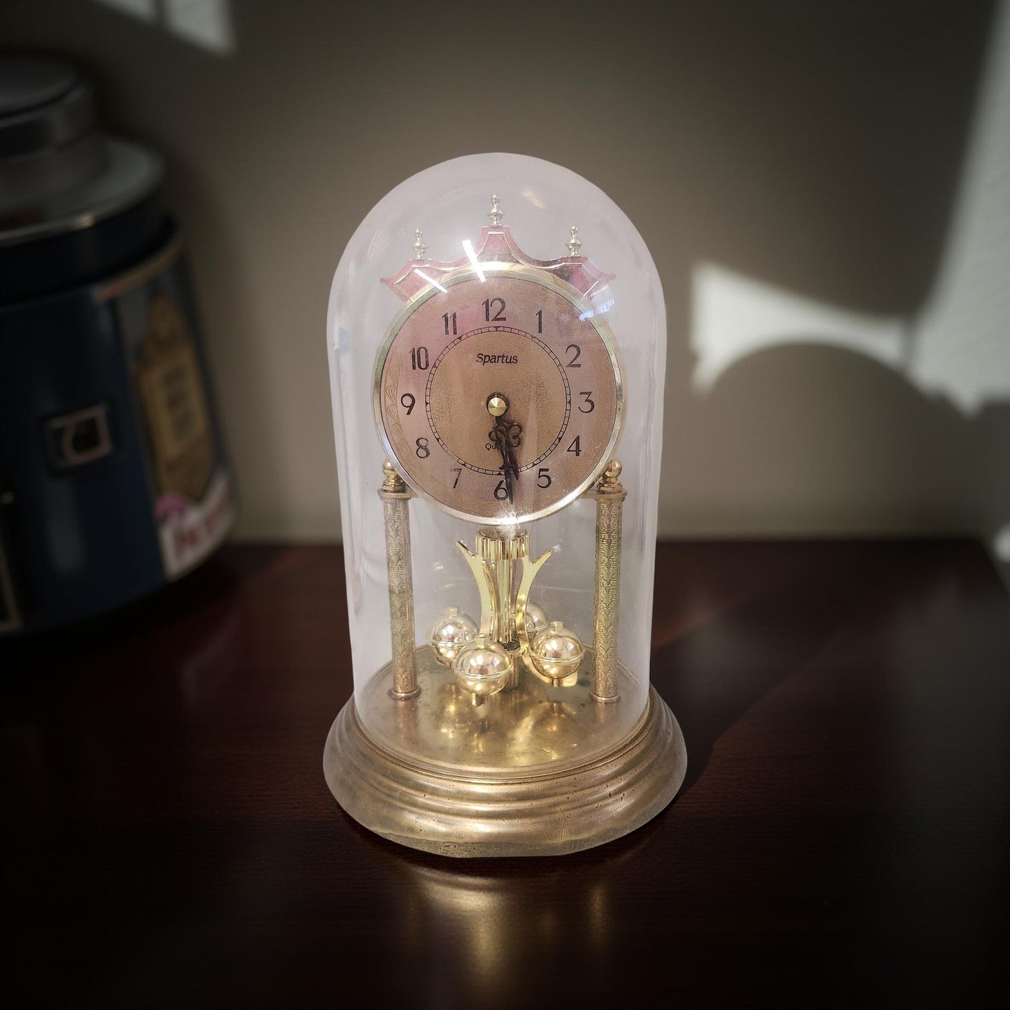 Spartus 6" Round Mantel Clock