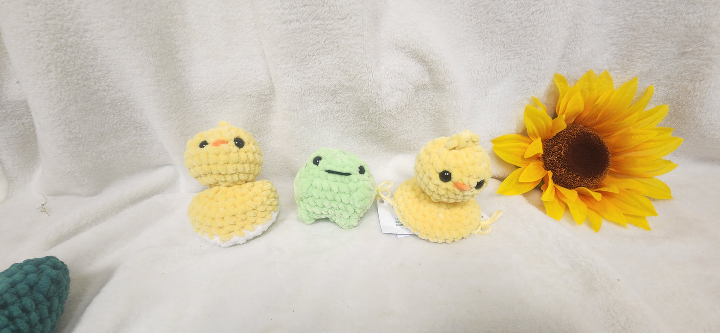 Small crochet plushies