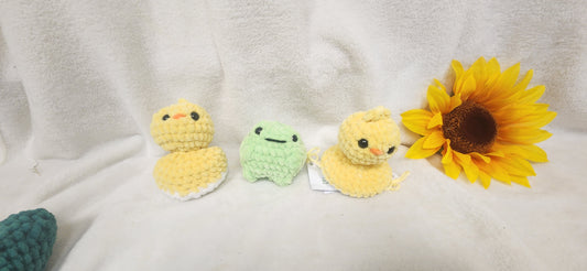 Small crochet plushies