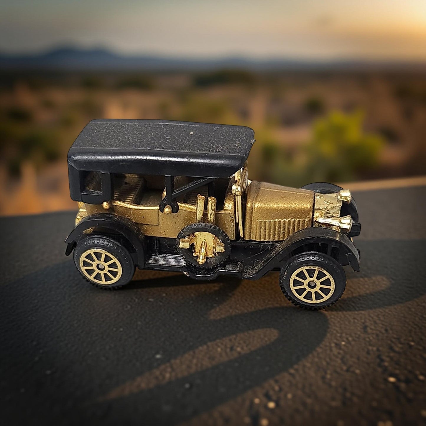 1910s Vintage Classic Model Car