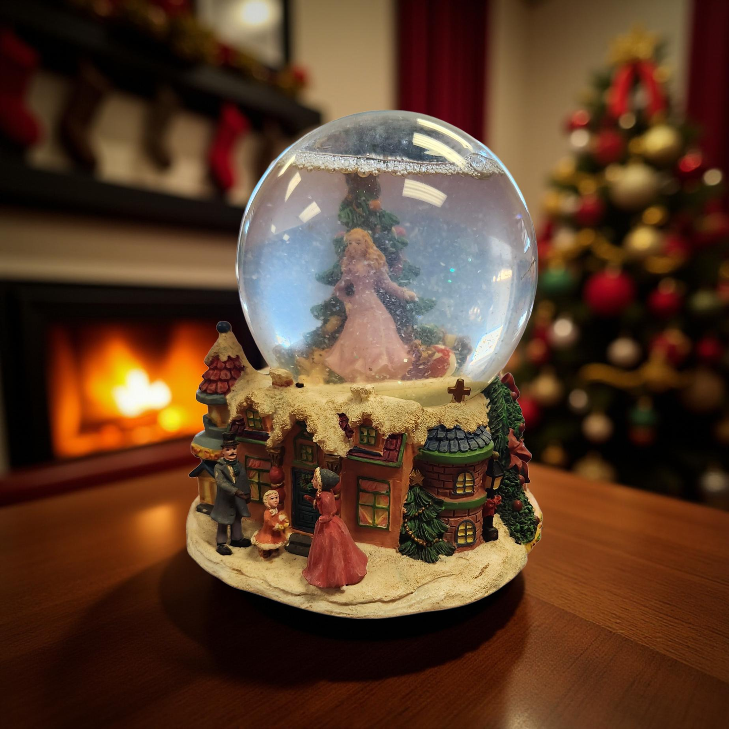 Sankyo 2004 "Nutcracker" Snowglobe Music Box