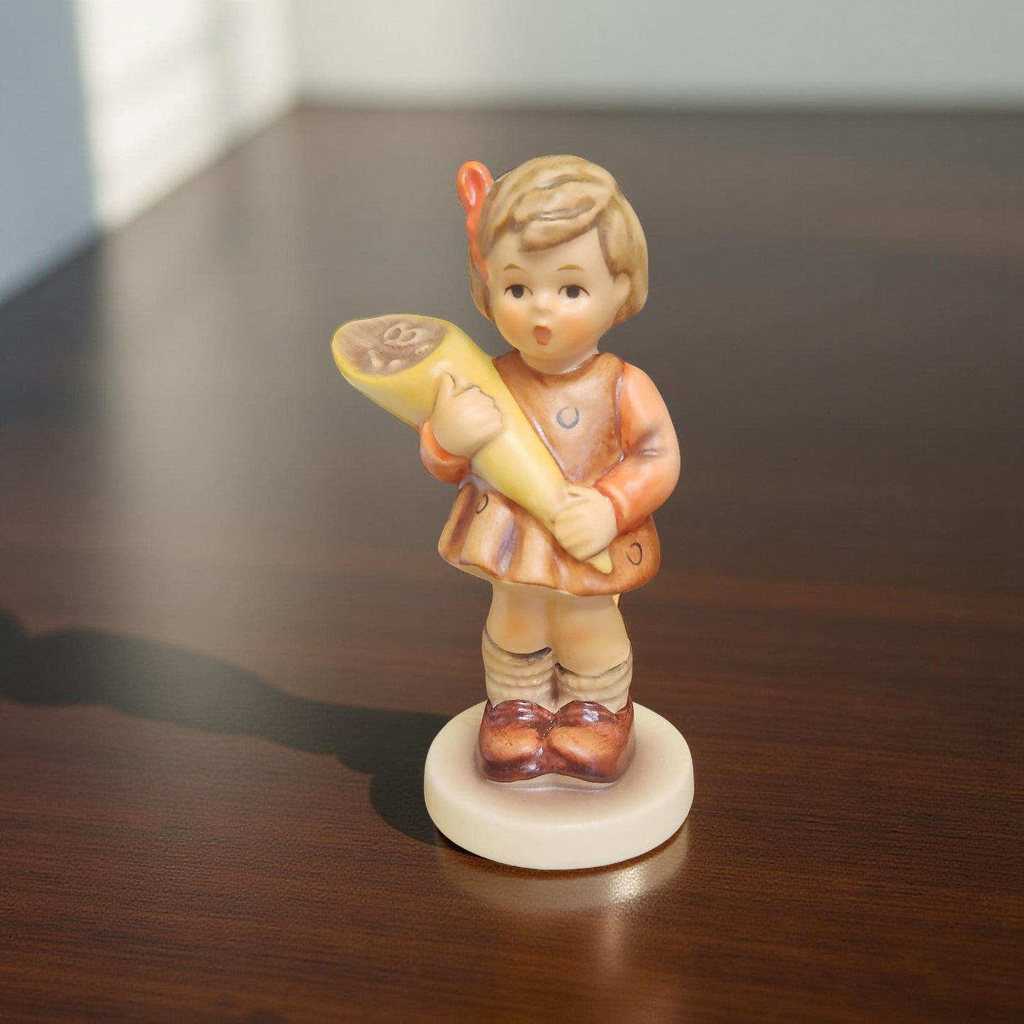 Hummel “A Sweet Offering” Figurine – Model 549/3/0